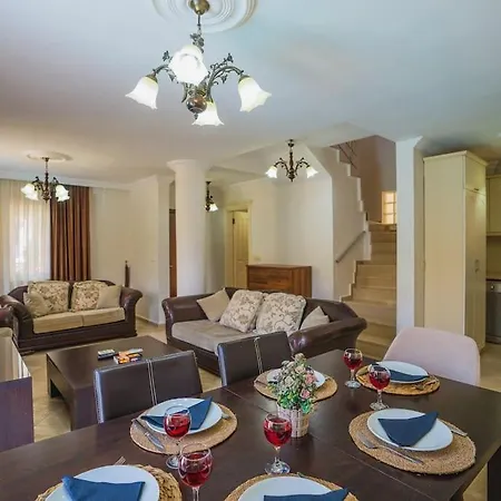 Calis'ta Denize Sifir 10 Kisilik Starfish 3 * Fethiye