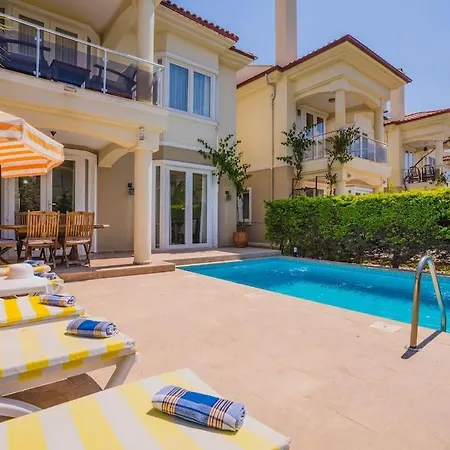 Calis'ta Denize Sifir 10 Kisilik Starfish 3 * Fethiye