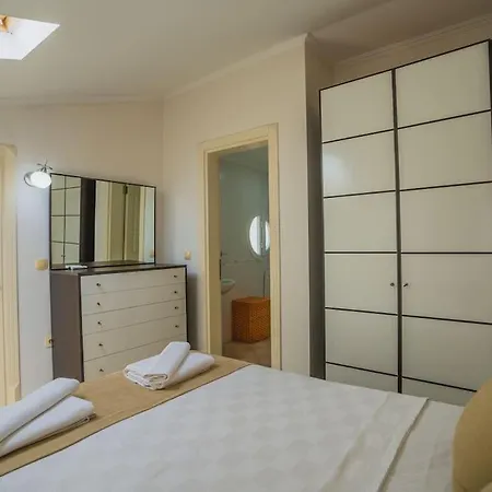 Villa Calis'ta Denize Sifir 10 Kisilik Starfish 3 Fethiye